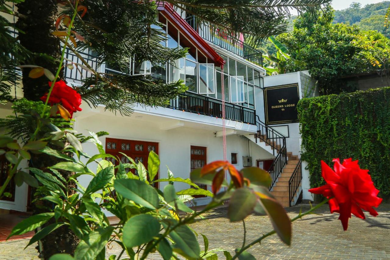 Queens Lodge Kandy Exterior photo